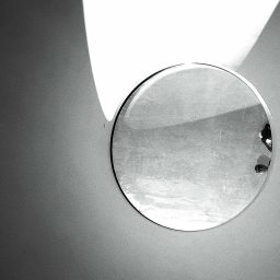 MONIKA HARTL: “METAMORPHOSE – tutto in cambio?”